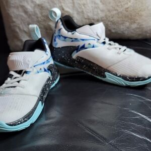 Nike Turquoise Gray Sneakers Lightweight Mesh